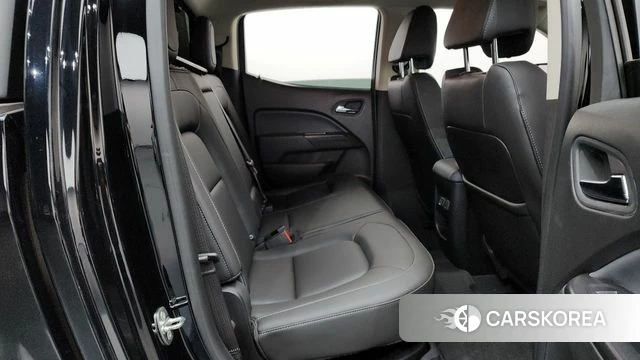 Chevrolet (GM Daewoo) Real New Colorado 2021 Черный из Кореи, фото 2