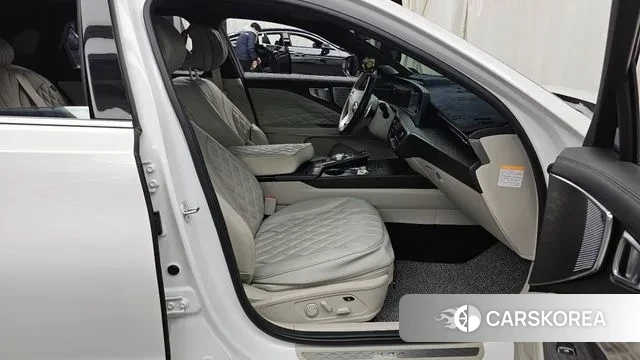 Kia K8 Hybrid 2022 Белый из Кореи, фото 2