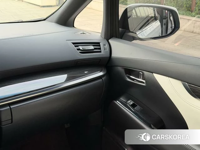 Lexus LM 2021 Белый из Китая, фото 2