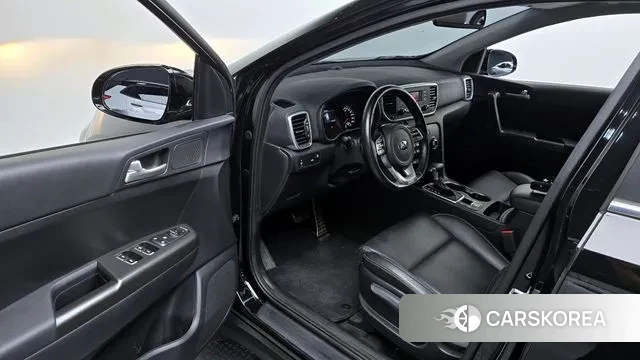 Kia Sportage The Bold 2021 Черный из Кореи, фото 2