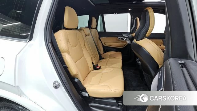 Volvo XC90 second Generation 2024 Белый из Кореи, фото 2