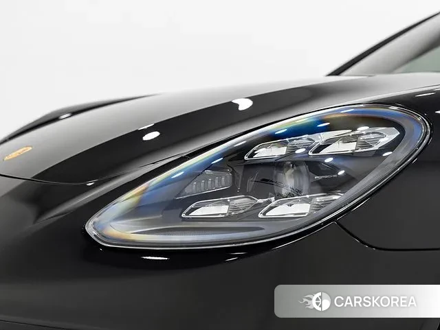 Porsche Panamera (971) 2022 Черный из Кореи, фото 2