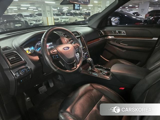 Ford Explorer 2018 Черный из Кореи, фото 2