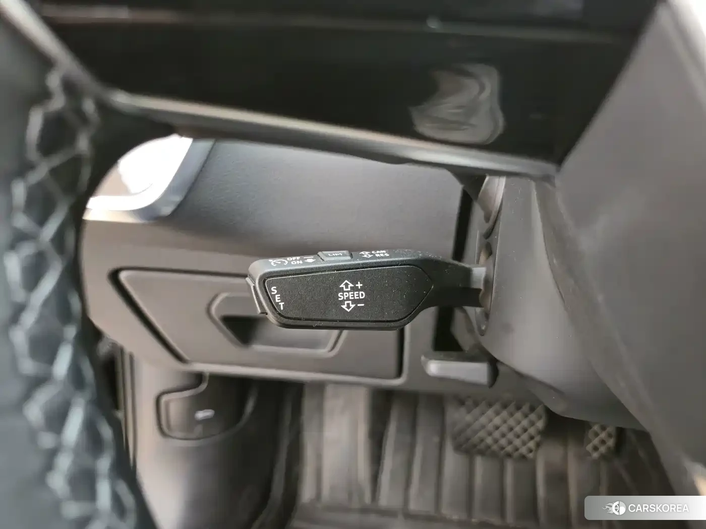 Audi A6L 2024 Черный из Китая, фото 2