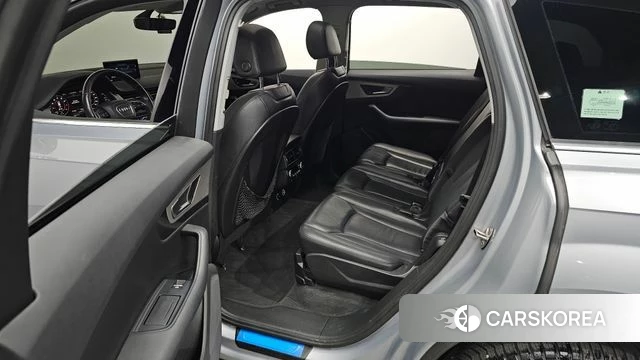 Audi Q7 (4M) 2019 Серебряный из Кореи, фото 2