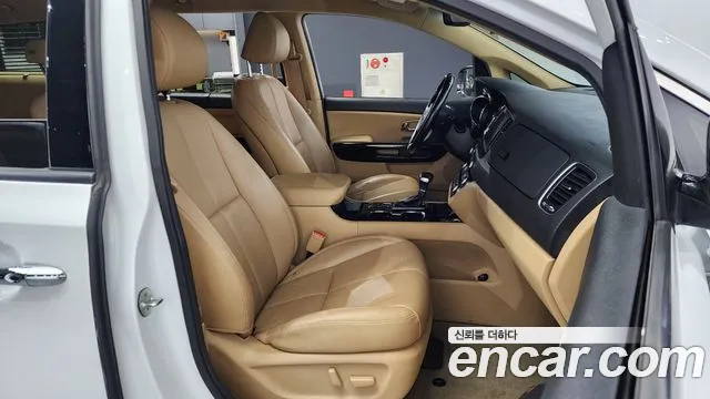 Kia The New Carnival id 2688421 из Кореи 2