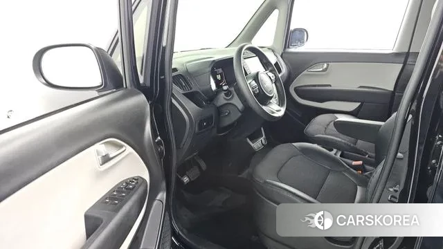 Kia The New Kia Ray 2023 Черный из Кореи, фото 2