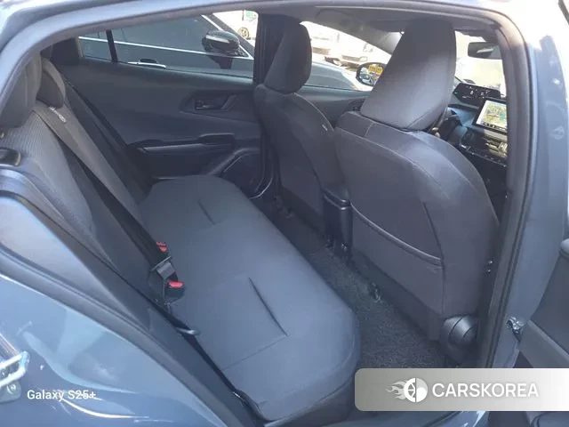 Toyota Prius 5th Generation 2024 Серый из Кореи, фото 2