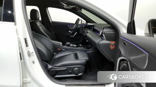 Mercedes-Benz A-Class W177 2020 Белый из Кореи, фото 2