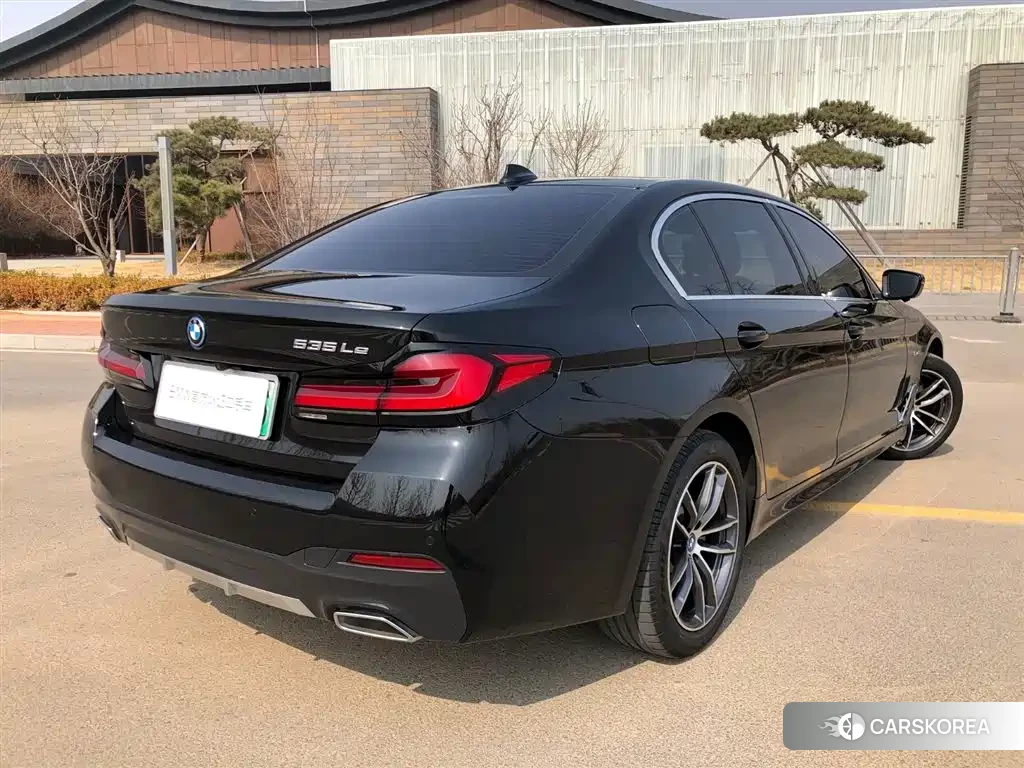 BMW 5 Series New Energy 2024 Черный из Китая, фото 2