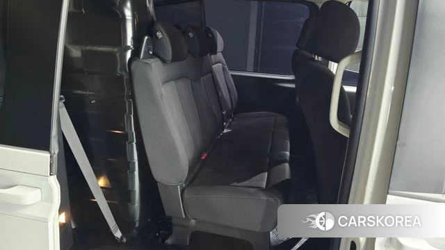 Hyundai Staria 2022 Белый из Кореи, фото 2