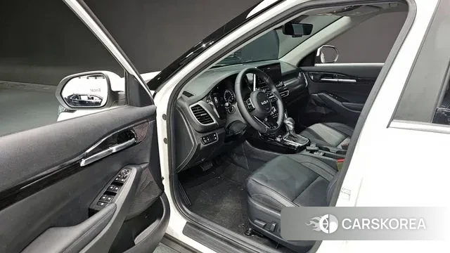 Kia Seltos 2021 Белый из Кореи, фото 2