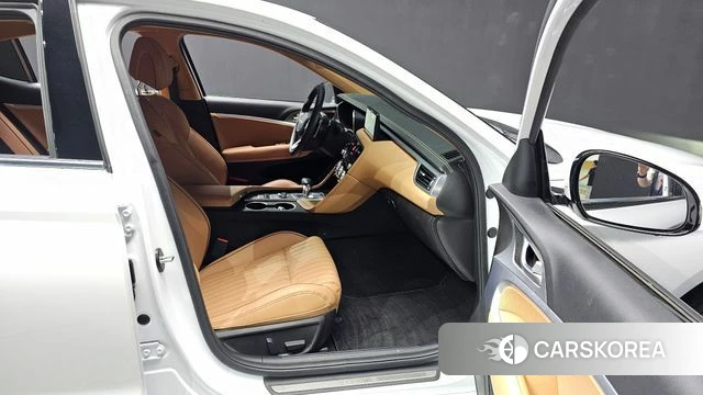 Genesis The New G70 2022 Белый из Кореи, фото 2