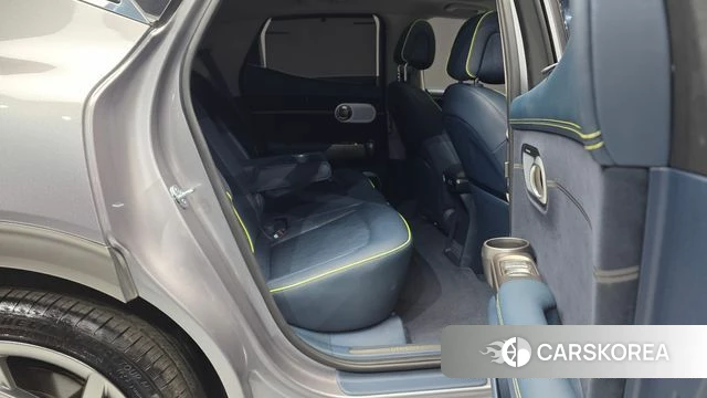 Genesis GV60 2023 Серебристо-серый из Кореи, фото 2