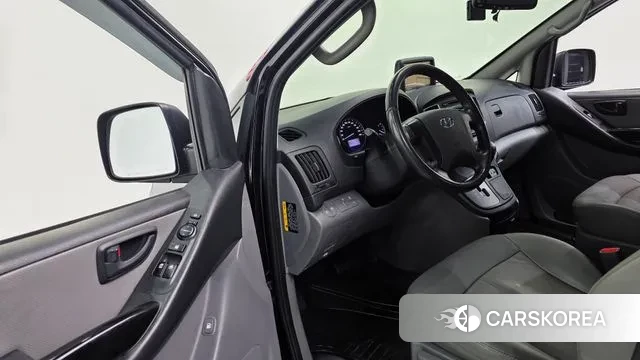 Hyundai The New Grand Starex 2018 Черный из Кореи, фото 2