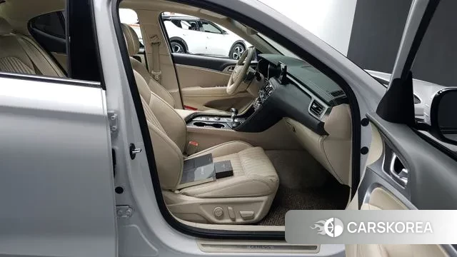 Genesis The New G70 2021 Белый из Кореи, фото 2