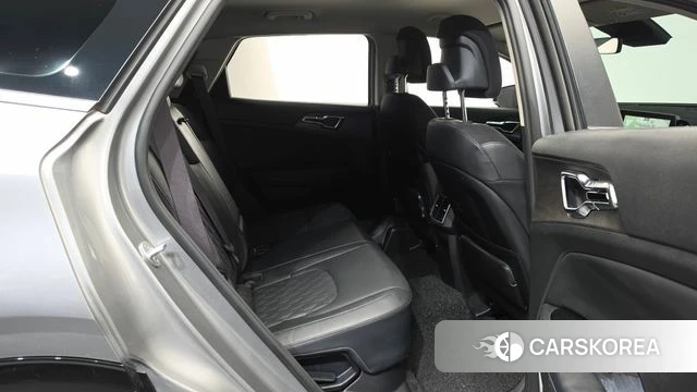 Kia Sportage 5th Generation Hybrid 2021 Серебристо-серый из Кореи, фото 2