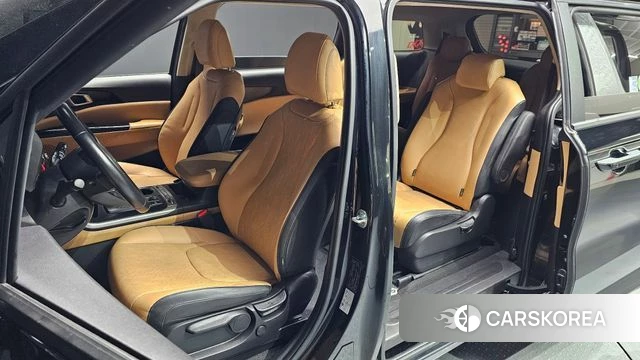 Kia Carnival 4th generation 2021 Черный из Кореи, фото 2