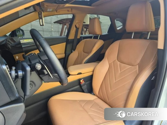 Lexus NX350h Second generation 2025 Белый из Кореи, фото 2