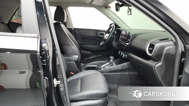 Hyundai Venue 2021 Черный из Кореи, фото 2