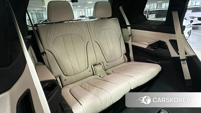 BMW X7 (G07) 2025 Черный из Кореи, фото 2