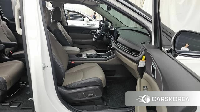 Kia The New Carnival 4th Generation 2025 Белый из Кореи, фото 2