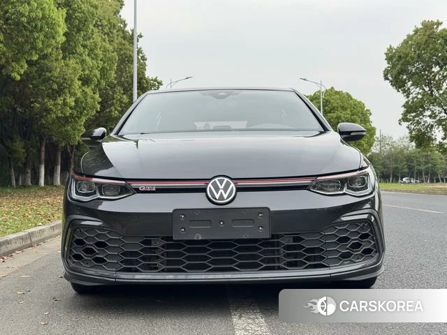 Volkswagen Golf GTI 2021 Черный из Китая, фото 2