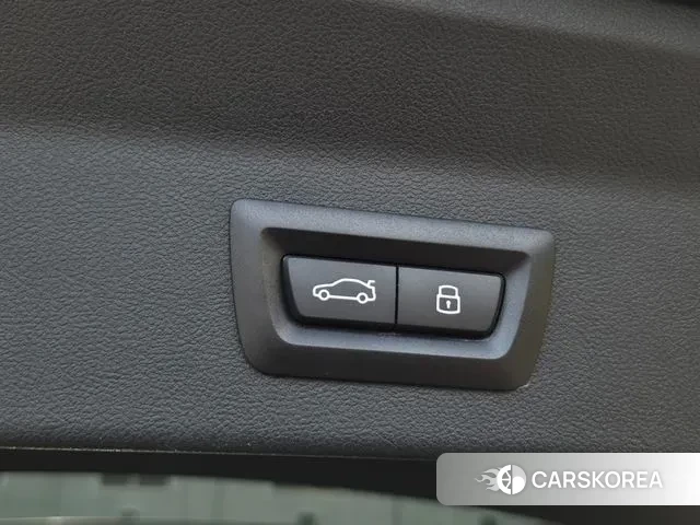 BMW X3 (G01) 2024 Черный из Кореи, фото 2