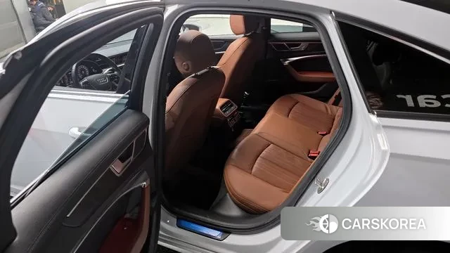 Audi A6 (C8) 2020 Белый из Кореи, фото 2