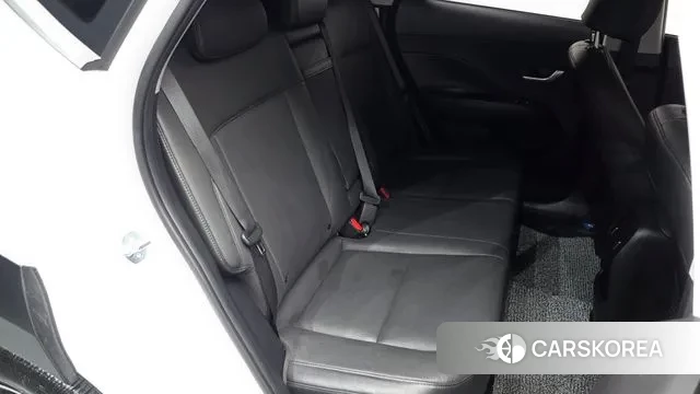 Hyundai Kona Hybrid (SX2) 2023 Белый из Кореи, фото 2