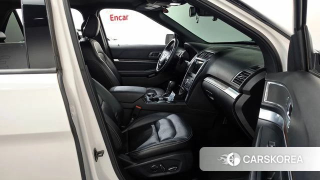 Ford Explorer 2018 Белый из Кореи, фото 2