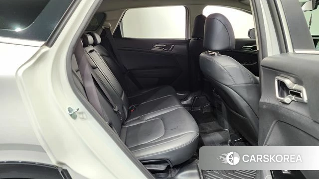 Kia Sportage 5th Generation 2024 Белый из Кореи, фото 2