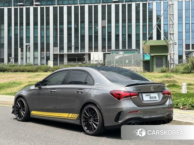 Mercedes-Benz Class A AMG 2023 Серебристо-серый из Китая, фото 2