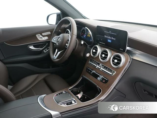 Mercedes-Benz GLC 2022 Черный из Китая, фото 2