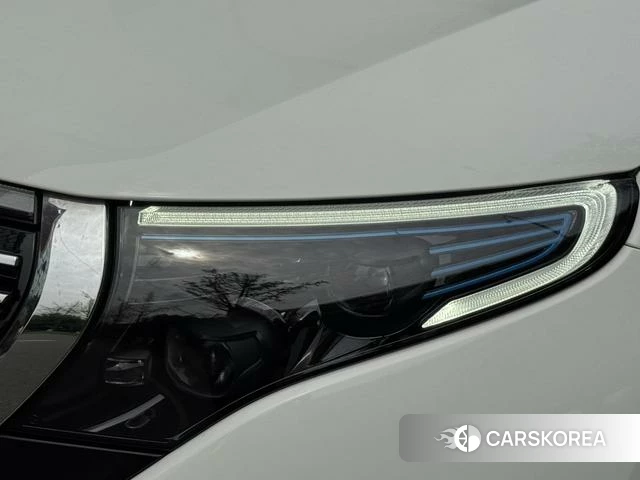 Mercedes-Benz EQC 2021 Белый из Китая, фото 2