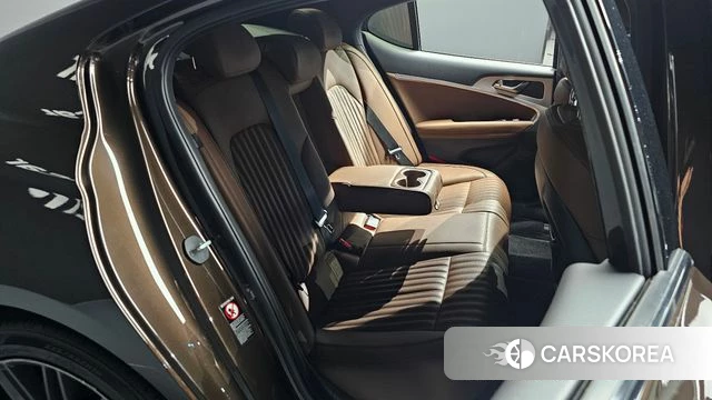 Genesis G70 2018 Коричневый из Кореи, фото 2