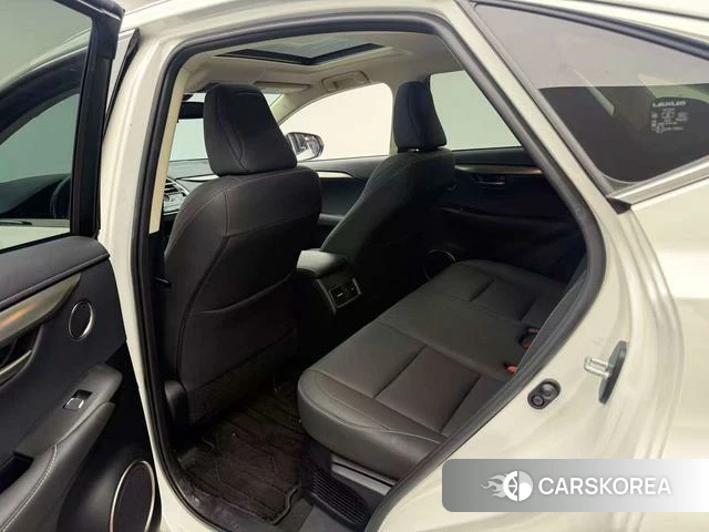 Lexus NX 2021 Белый из Китая, фото 2
