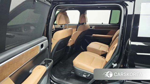 Hyundai Santa Fe (MX5) 2024 Черный из Кореи, фото 2