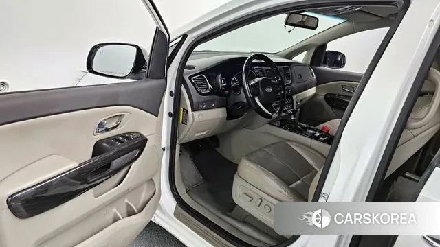 Kia All New Carnival 2018 Белый из Кореи, фото 2