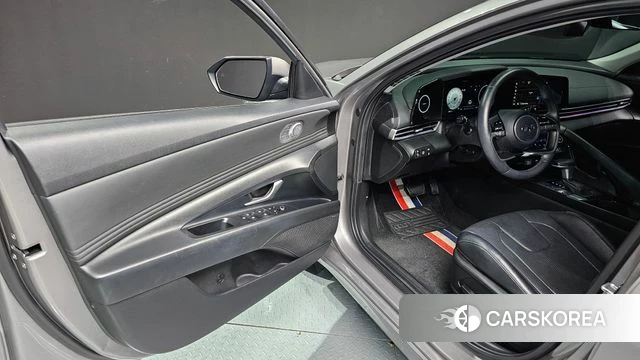 Hyundai Avante Hybrid (CN7) 2023 Серый из Кореи, фото 2