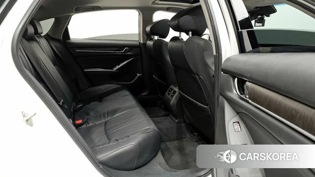 Honda Accord 10th Generation 2018 Белый из Кореи, фото 2