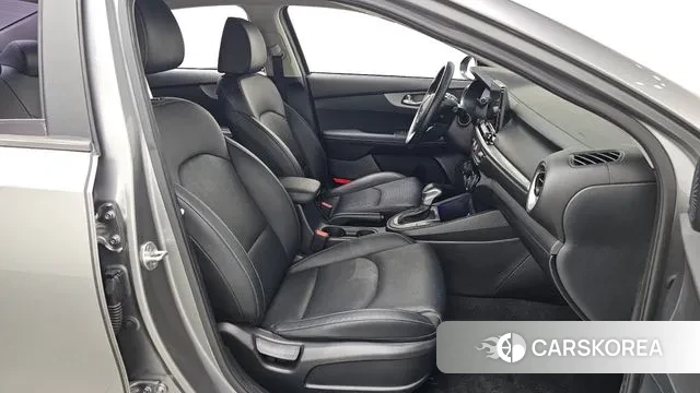 Kia Come New K3 2018 Серебристо-серый из Кореи, фото 2