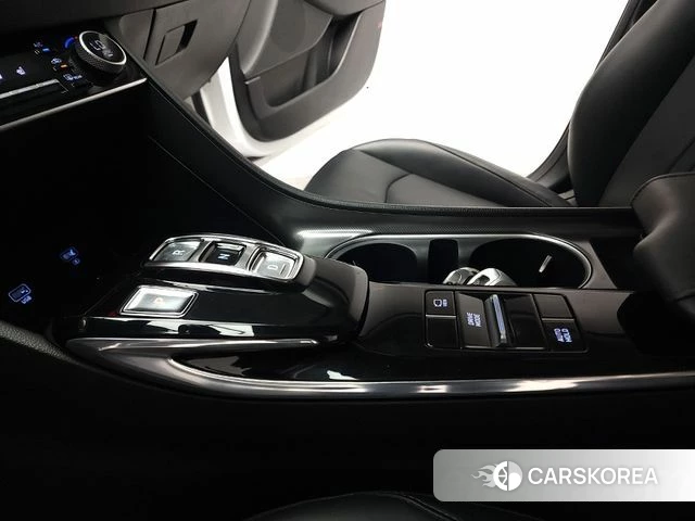 Hyundai Sonata (DN8) 2019 Жемчужный цвет из Кореи, фото 2