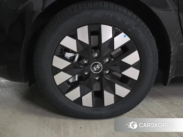 Hyundai Staria 2025 Черный из Кореи, фото 2