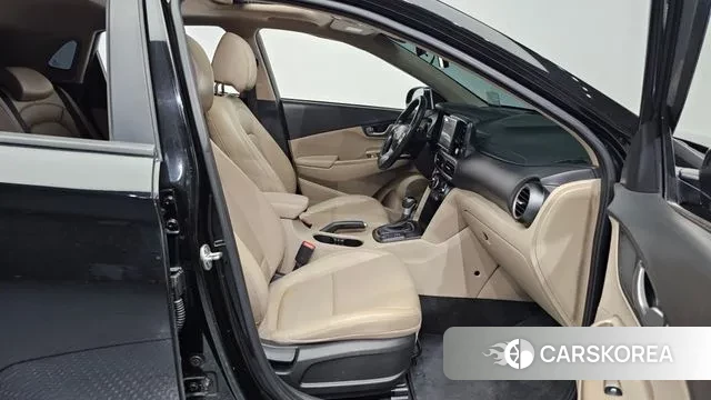 Hyundai Kona 2019 Черный из Кореи, фото 2