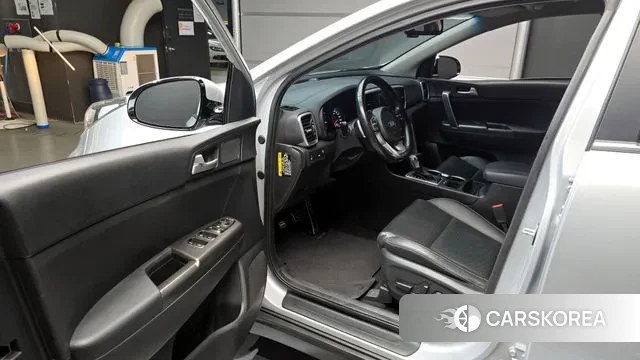 Kia Sportage The Bold 2019 Серебряный из Кореи, фото 2