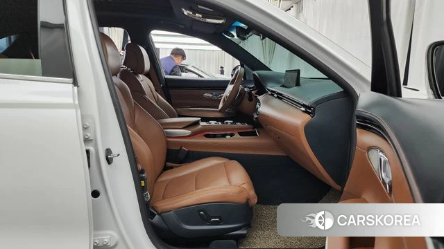 Genesis GV70 2021 Белый из Кореи, фото 2