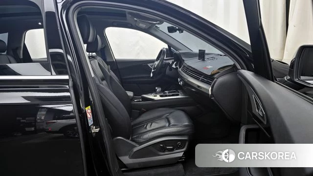Audi Q7 (4M) 2019 Черный из Кореи, фото 2