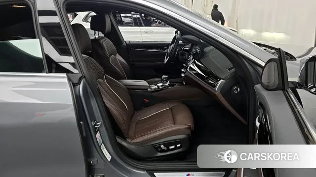 BMW 6 Series GT (G32) 2023 Серый из Кореи, фото 2