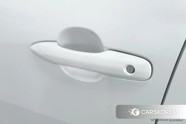 Toyota Fenglanda 2023 Белый из Китая, фото 2